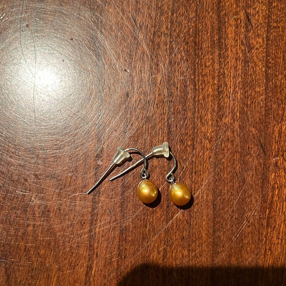 Light copper Honora Signed Pearl & 925 Sterling Silver Stamped Dangle Earrings